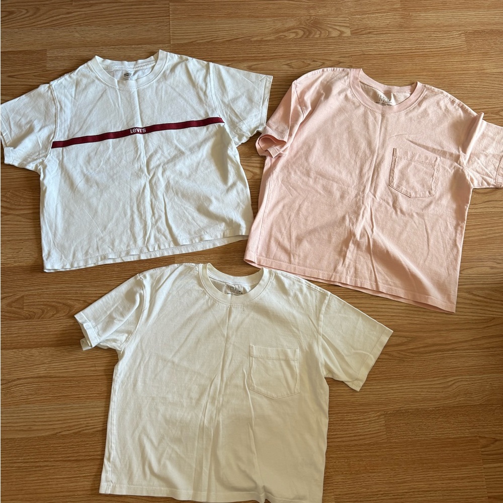 Bundle of t-shirts